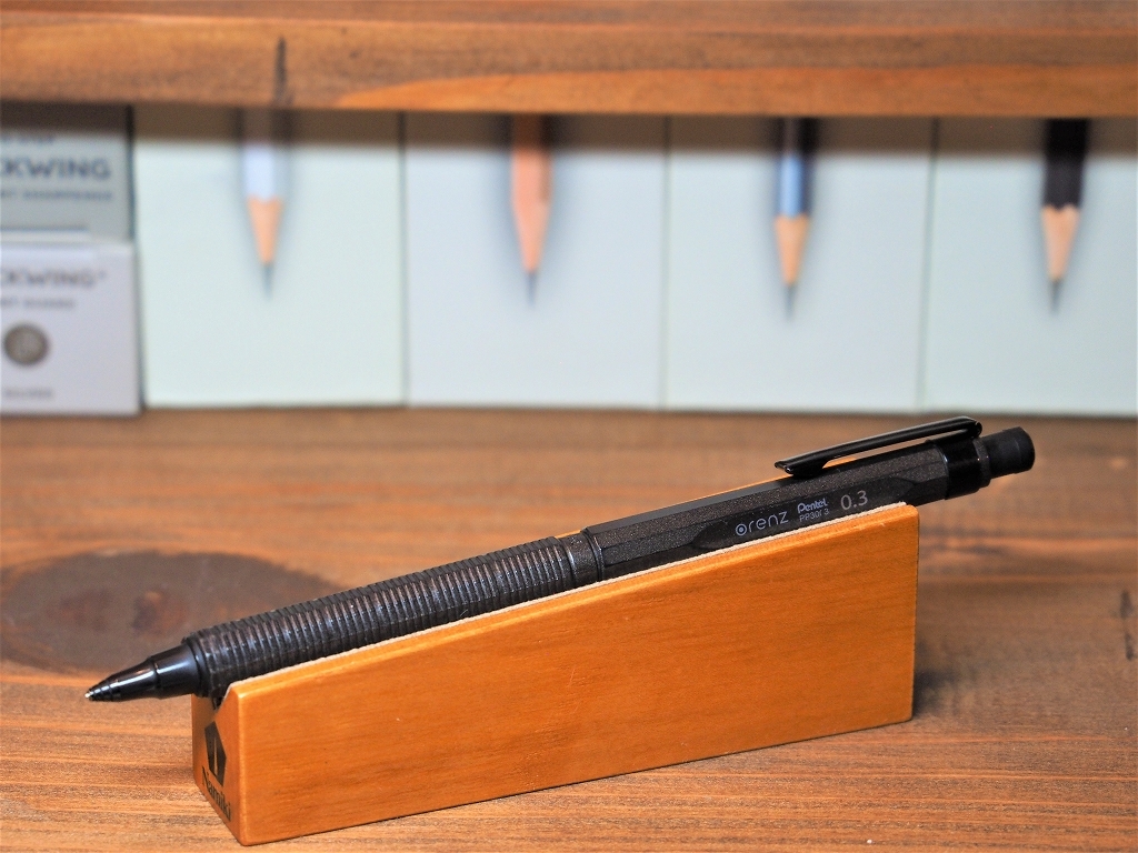 送料無料 USED 限定カラー ぺんてる オレンズネロ ガンメタル 0 3mm