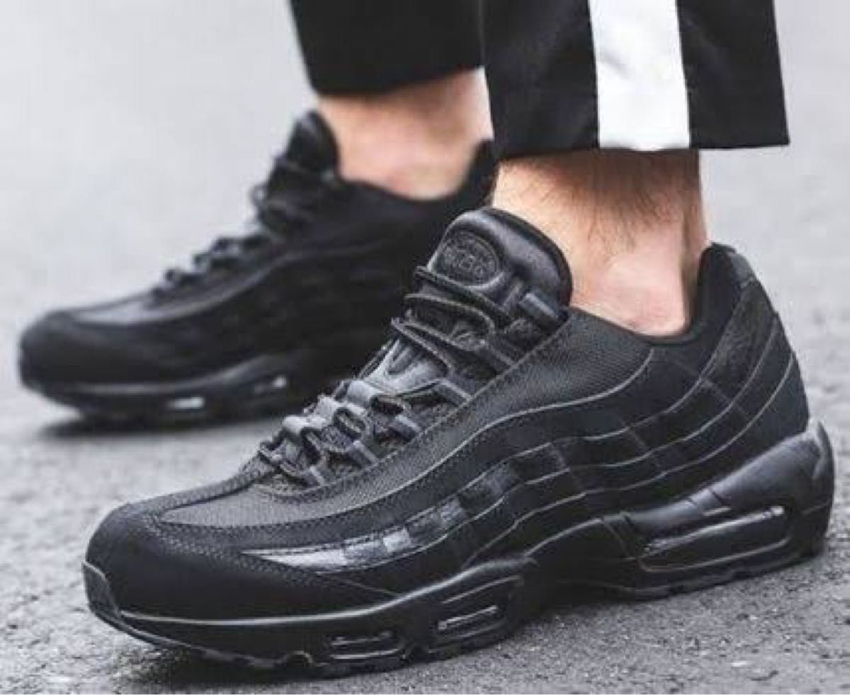 ナイキ エアマックス95 トリプルブラック 26 5cm｜Yahoo!フリマ（旧