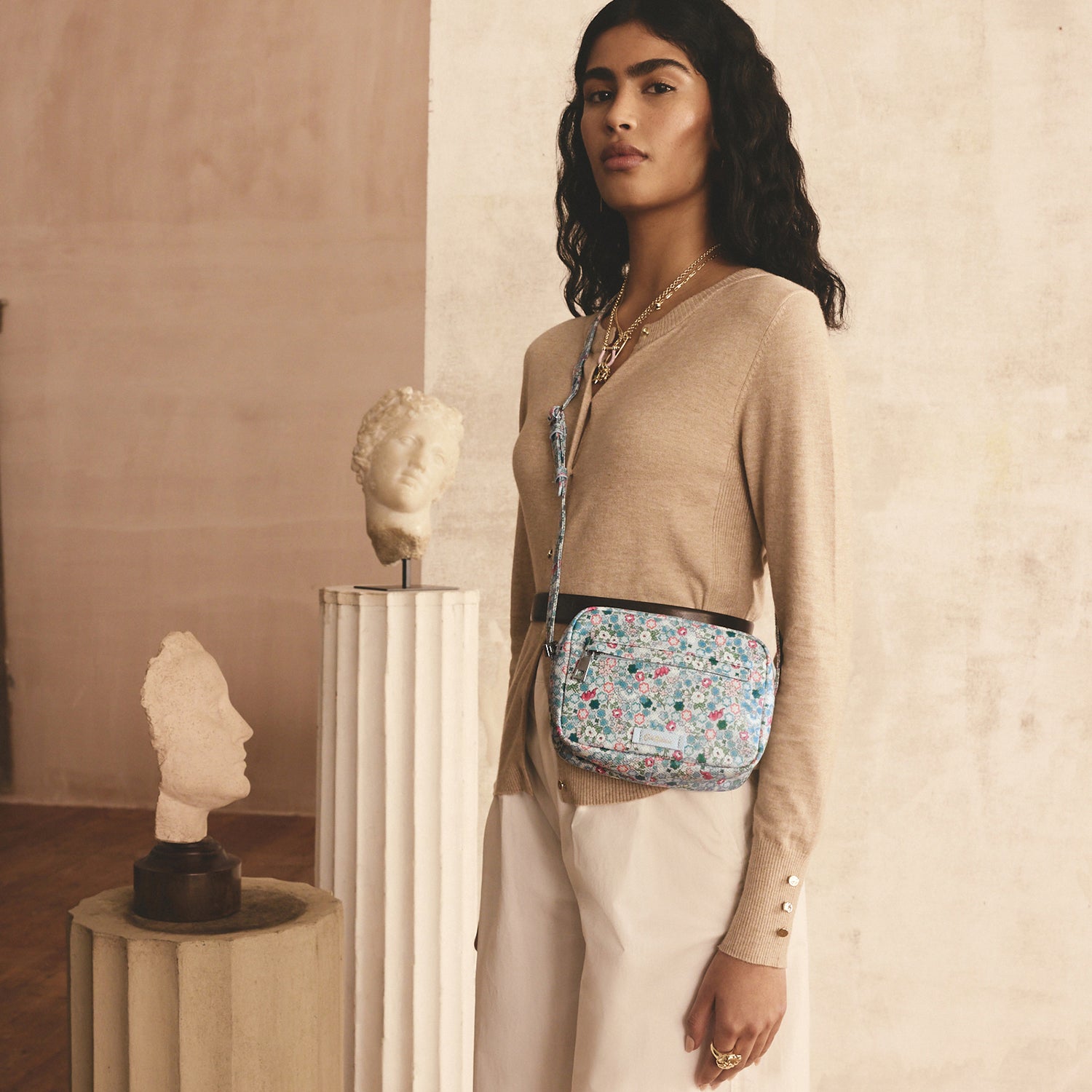 ユーティリティ クロスボディバッグ Dreamers Ditsy | Cath Kidston