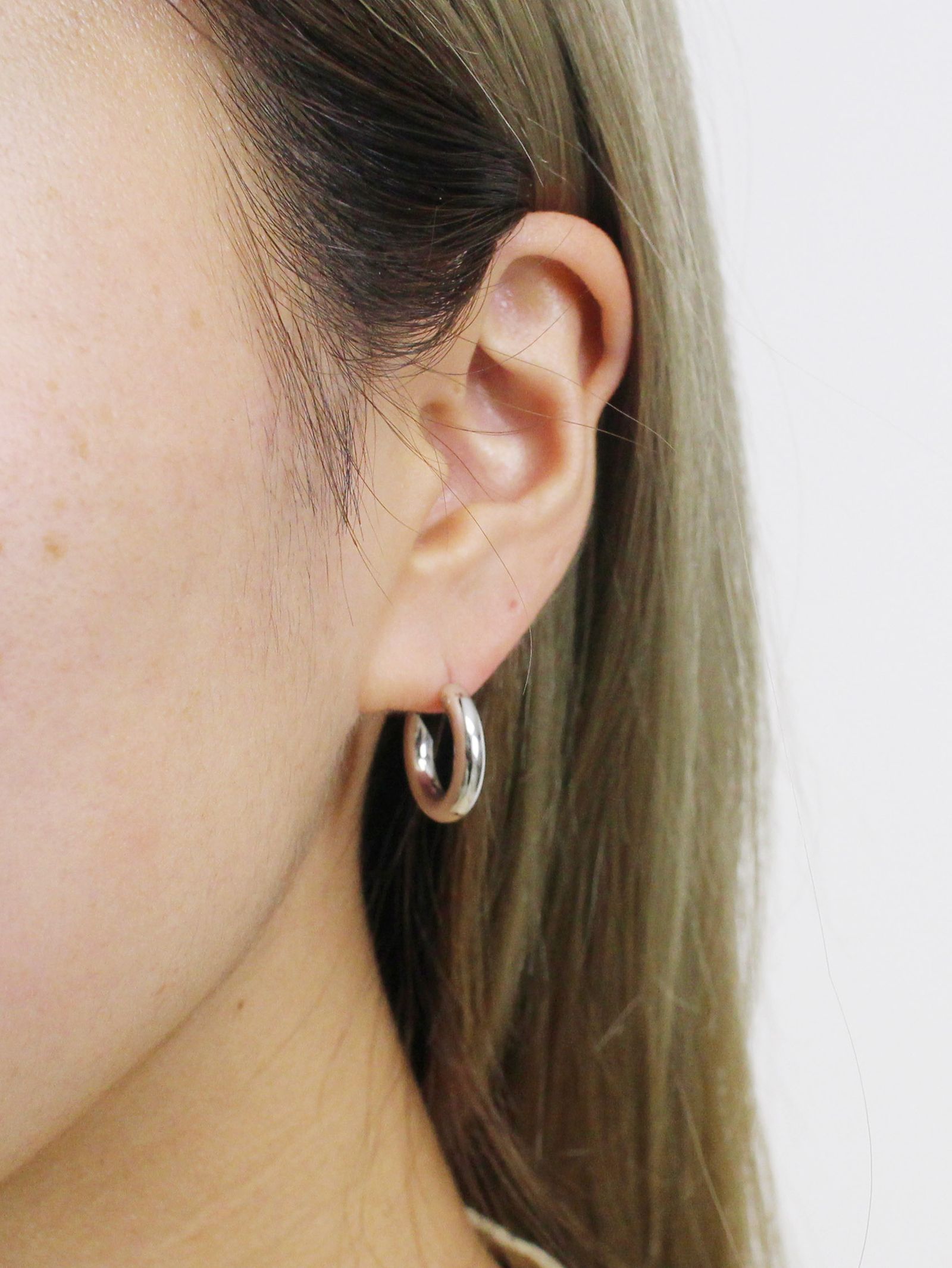 CAREERING - 【両耳用】 PLACEBO 301F（プラシーボピアス）｜ シルバー